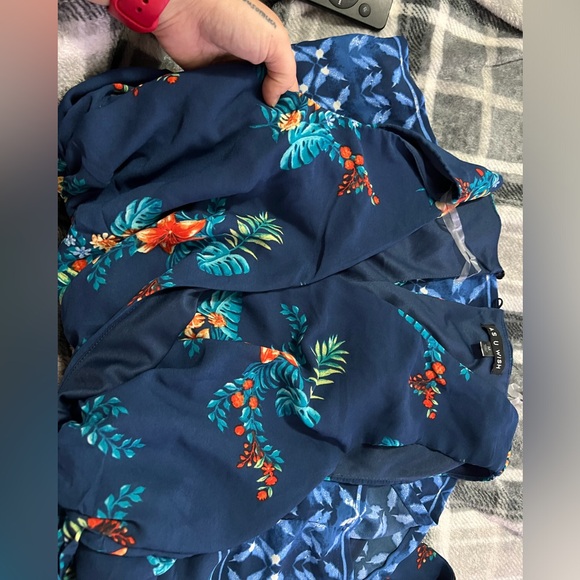 Blue Floral Romper - Picture 5 of 5